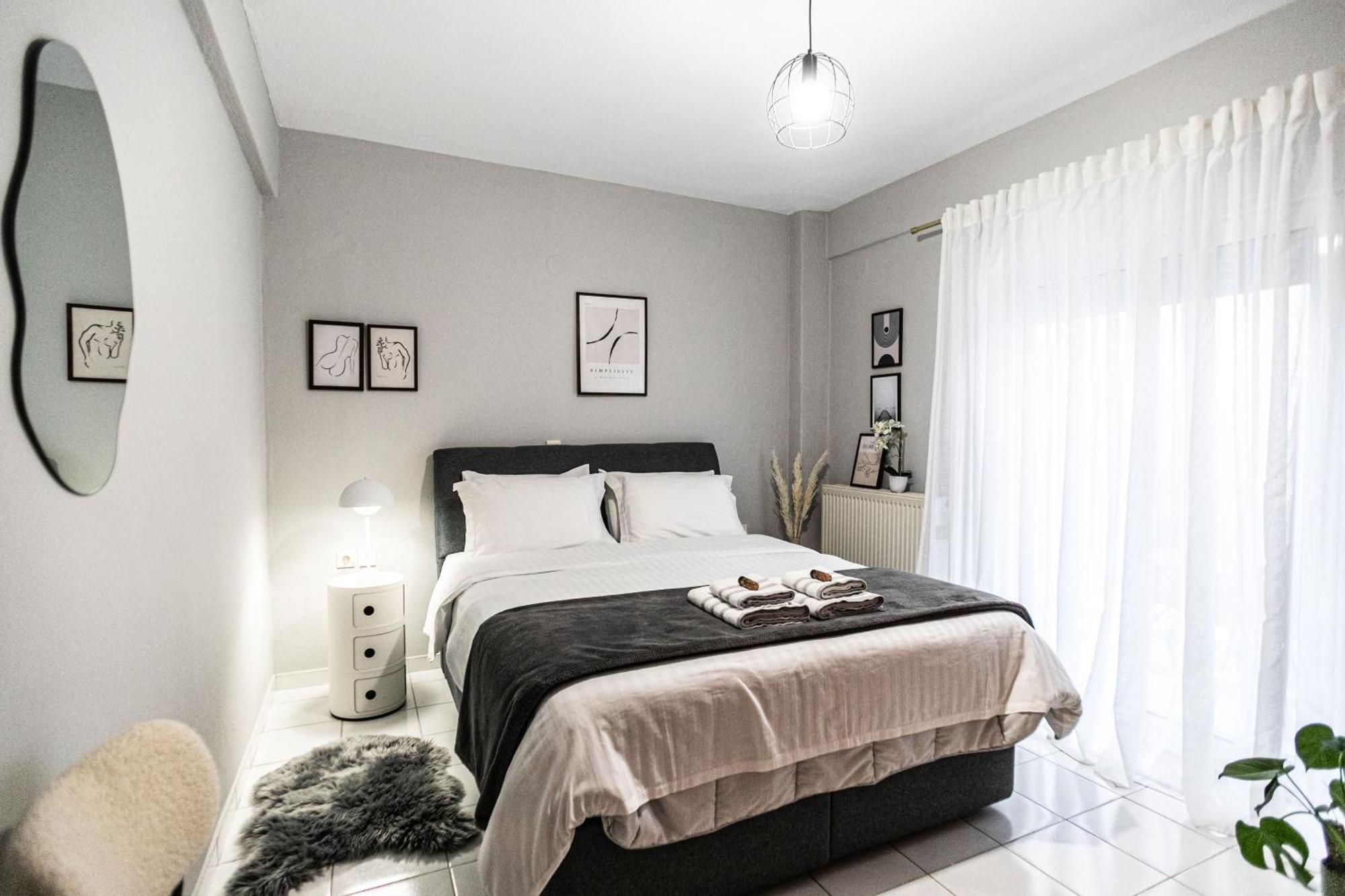 Hermes Modern Apartment