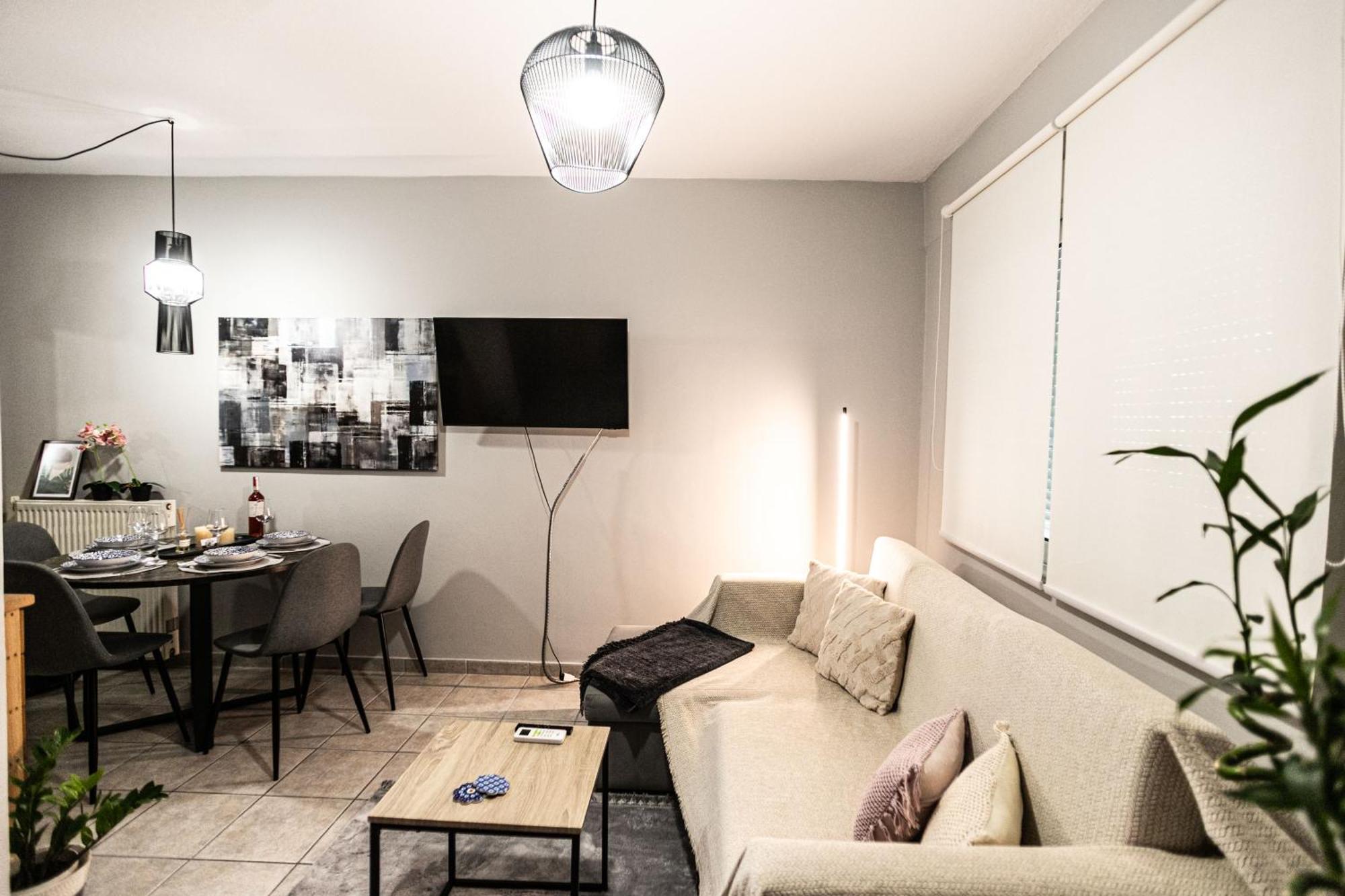Hermes Modern Apartment